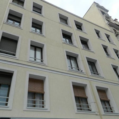 Centro / Ferrocarril 3 Appartement Madrid Buitenkant foto