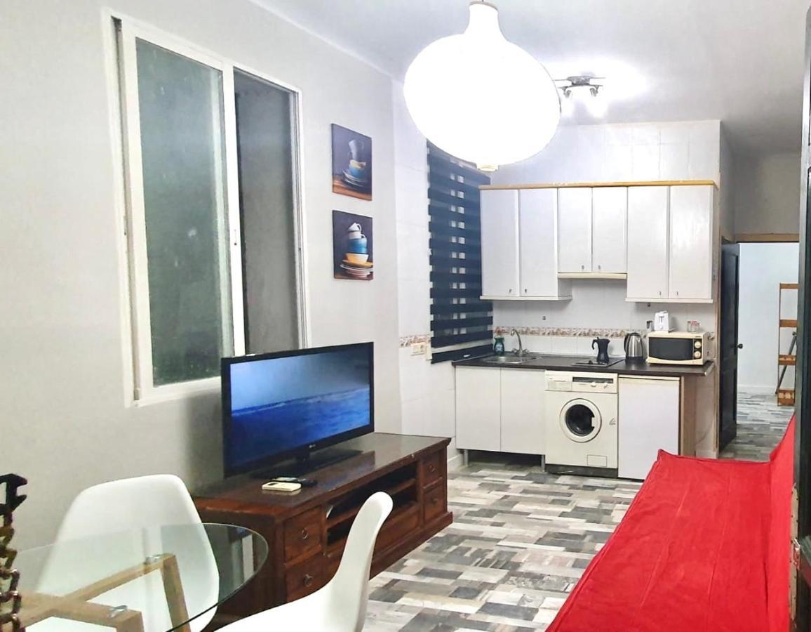 Centro / Ferrocarril 3 Appartement Madrid Buitenkant foto