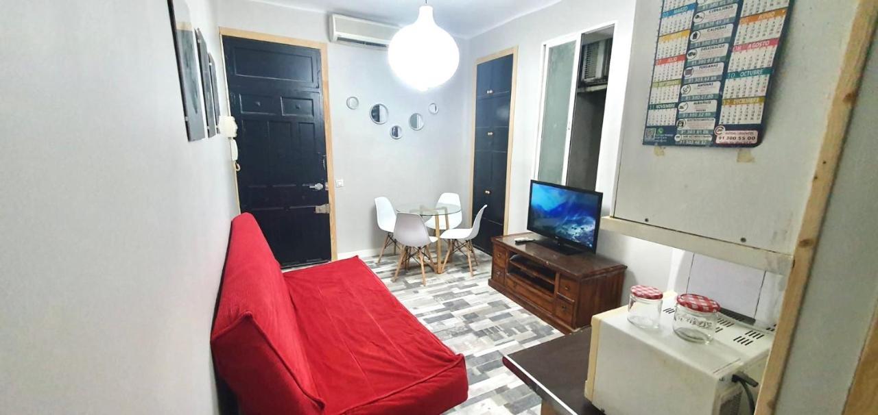 Centro / Ferrocarril 3 Appartement Madrid Buitenkant foto